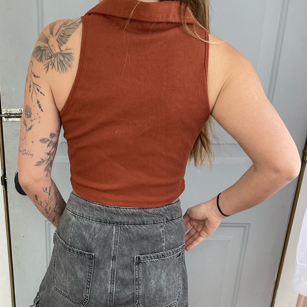 Rust crop top - Picture 2 of 6